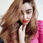 Payal Ghosh Instagram - When people say .. you have lovely hair too.. me like... 🤩🥳 #selflove #womenwillbewomen #makeup #style #accessories etc.. 🖤🖤