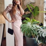 Payal Ghosh Instagram - Luncheon with friends... Lockdown limitations ..Outfit @forevernew_india ... Bag @chanelofficial ... Shoes @stevemaddenindia. @sillybombay @nikitaharisinghani @pawanshahri