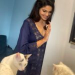 Pooja Sawant Instagram - We are here to love and to be loved 🌍 ♥️