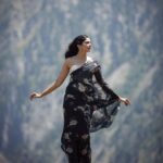 Pooja Sawant Instagram - Song is coming tomorrow.. chal ab wahan 💫✨ @videopalaceindia Saree by @moresha_sameera_dalvi Styled by @trushala_nayak