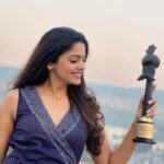 Pooja Sawant Instagram - @its.majja Digital awards Outstanding actress In a web Original film 💫 Thank you so much @its.majja for considering and appreciating my work in ‘बळी’.. 🌸 Million thanks to everyone out there who voted for me And ofcrs ‘बळी’ ह्या सिनेमाची संपुर्ण टिम तुम्हा सर्वांच्या सपोर्ट शिवाय हे शक्य न्हवतं ♥️ @furia_vishal thank you for trusting me once again @arjunsbaran @kartiknishandar @swwapnil_joshi @gseamsak