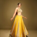 Pooja Sawant Instagram - 🌻 Styled by @trushala_nayak Outfit by @rajgharana.rg Pictures by @shruu_t Make up @muabyshailesh Hair @makeupandhair_by_anita