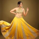 Pooja Sawant Instagram - 🌻 Styled by @trushala_nayak Outfit by @rajgharana.rg Pictures by @shruu_t Make up @muabyshailesh Hair @makeupandhair_by_anita