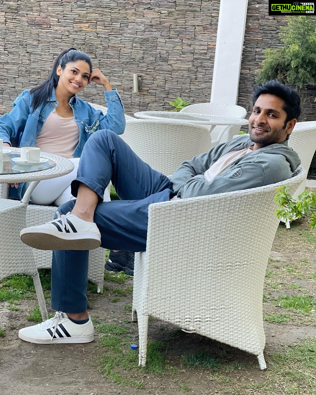 Pooja Sawant Instagram - Happy birthday tatwawadi 💫 A friend who can be extremely annoying and also make you laugh until you die 🌸 Cheers to the success Cheers to all the laughters Cheers to all the fights 🙈 And cheers to the Friendship ♾ 🙌🏻 Happyyyyyy birthday 🥳