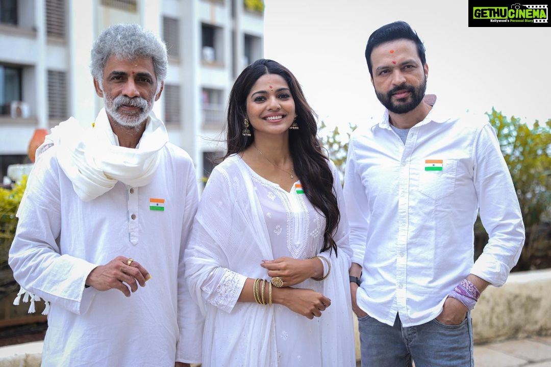 Pooja Sawant Instagram - स्वातंत्र्यदिनाच्या अमृतमहोत्सवी शुभेच्छा 🇮🇳