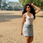 Pooja Sawant Instagram - Self-love will heal you, empower you, restore you and open up new worlds within you and all around you 🌸 #mondaymotivation ♥️✨ 📸 @kulkarniamanasi