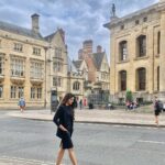 Pooja Sawant Instagram - Just another day in UK 🇬🇧