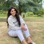 Pooja Sawant Instagram - Be grateful for today and never take anything for granted ♥️ #goodmorning ☀️ Reading, England