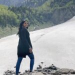 Pooja Sawant Instagram - Beauty dwells in every corner here ❄️🌿 #mothernature #travel #joshapp #realhai #joshappofficial #joshmarathi