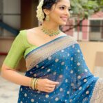 Pooja Sawant Instagram - 💙✨ saree by @aura_benaras Styled by @trushala_nayak jewellery @style_sparkler MUA @vrushti_harkare