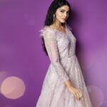Pooja Sawant Instagram - Cheers to the sparkling night ✨🌟✨ Outfit @rajgharana.rg Styled by @trushala_nayak MUA @muabyshailesh Jewellery @style_sparkler Shot by @dadhi_wala