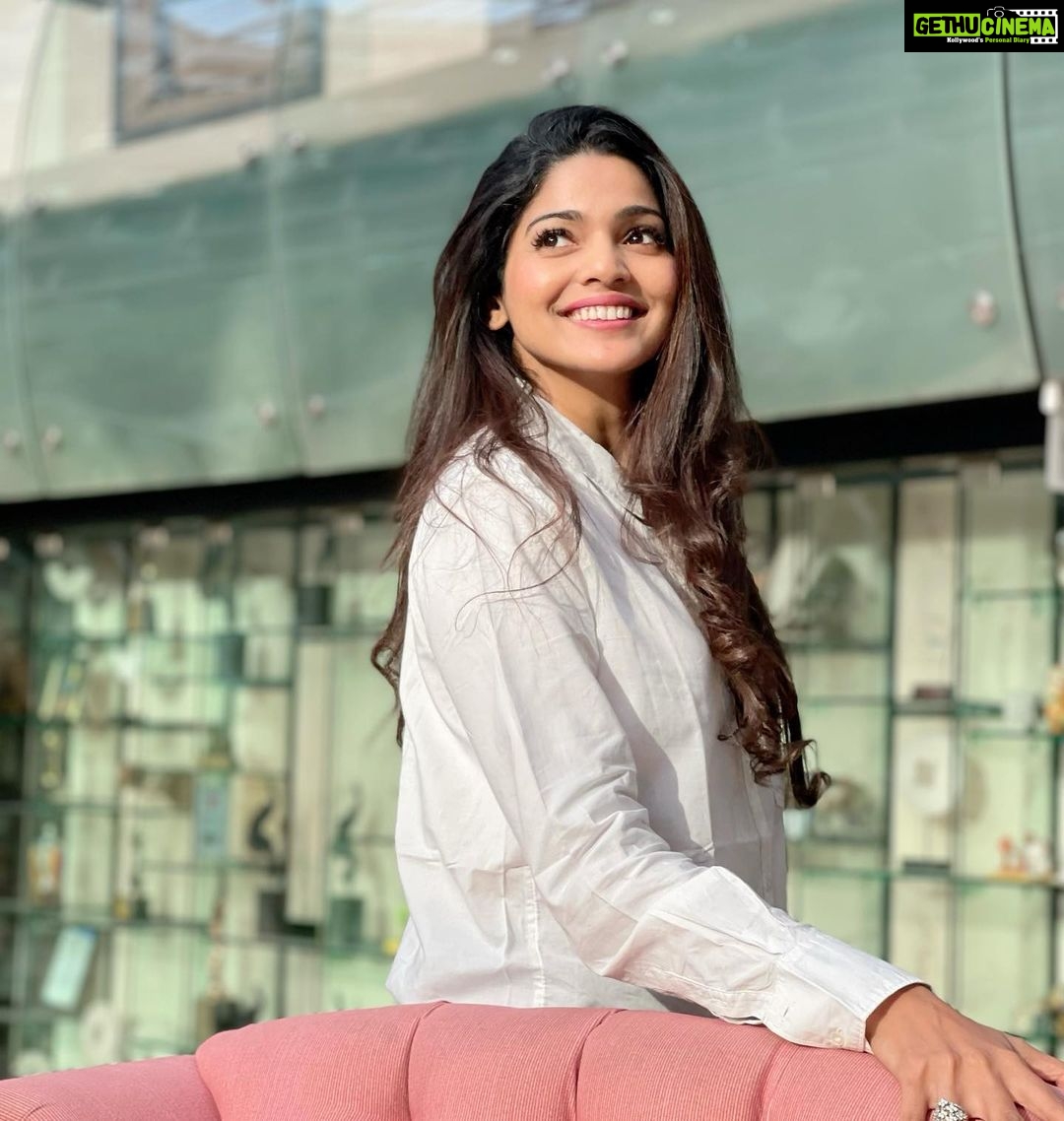 Pooja Sawant Instagram - Hey 2023 💫 more power and love to you 🧿♥️
