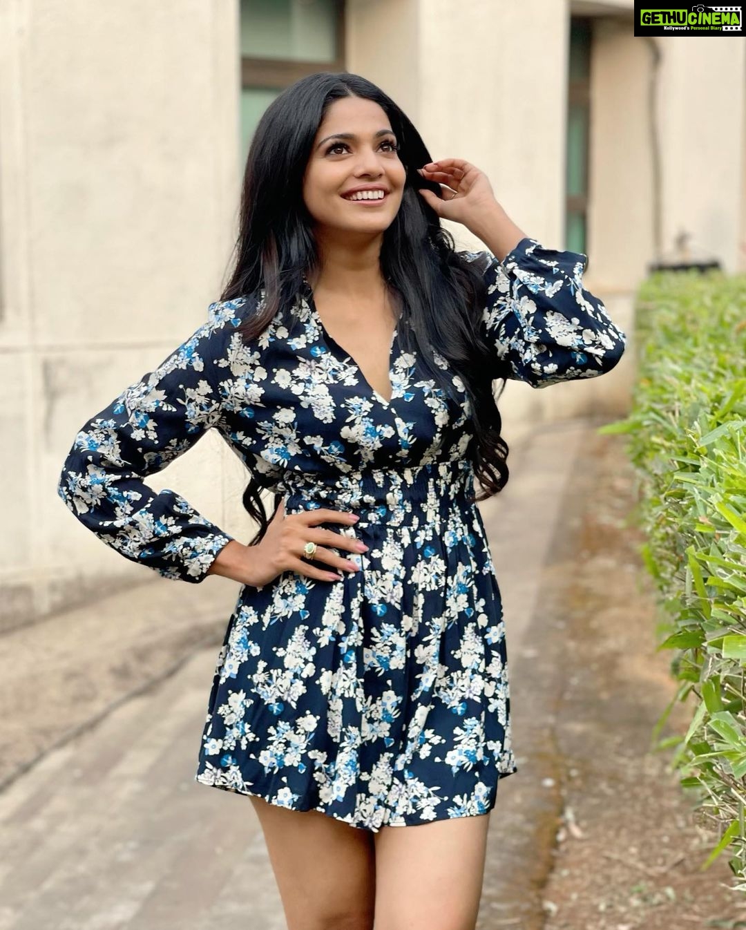 Pooja Sawant Instagram - Smile is the best thing you can wear 🌸🌟
