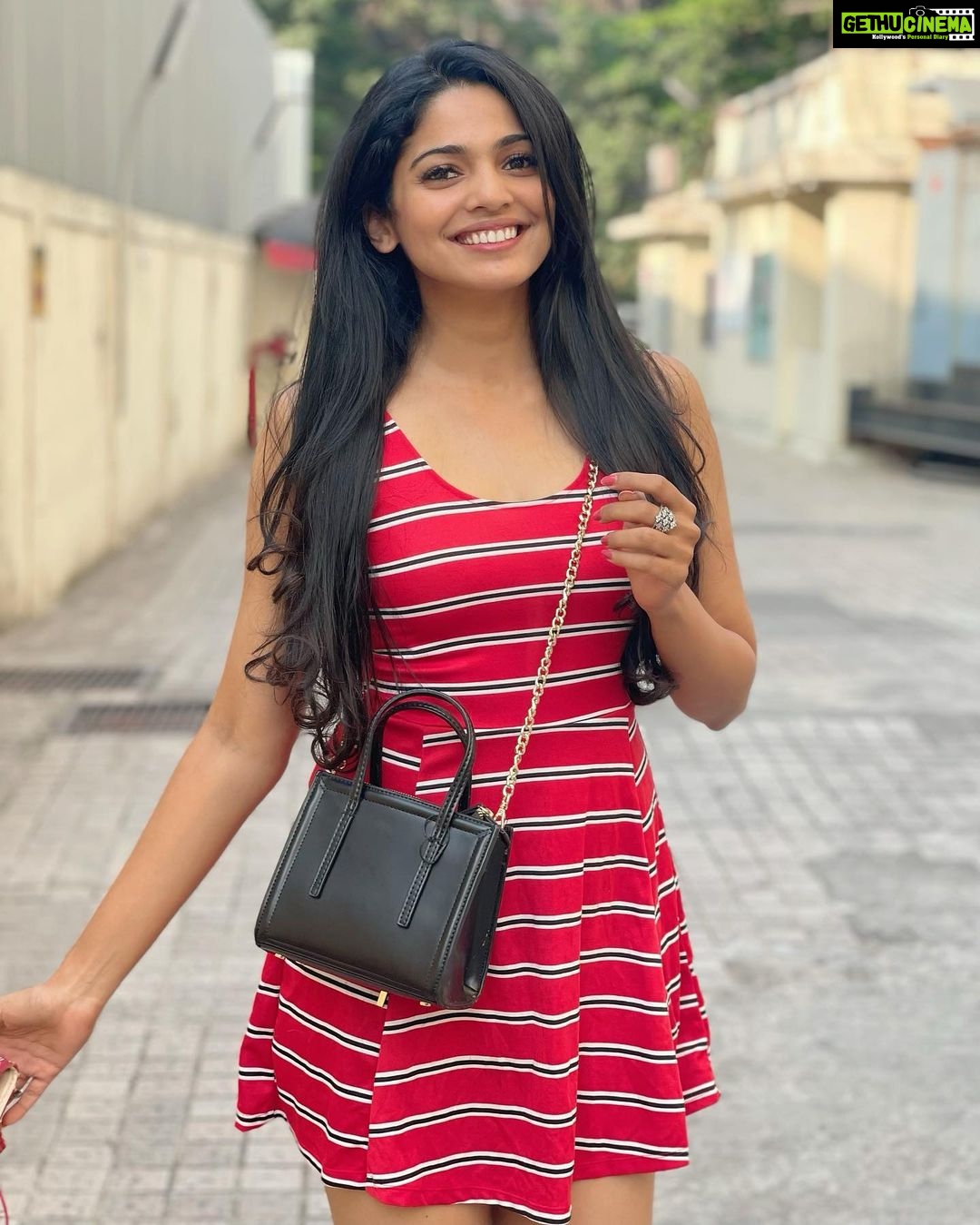 Pooja Sawant Instagram - Life is all about finding yourself... again ...and again ...and again 🌸