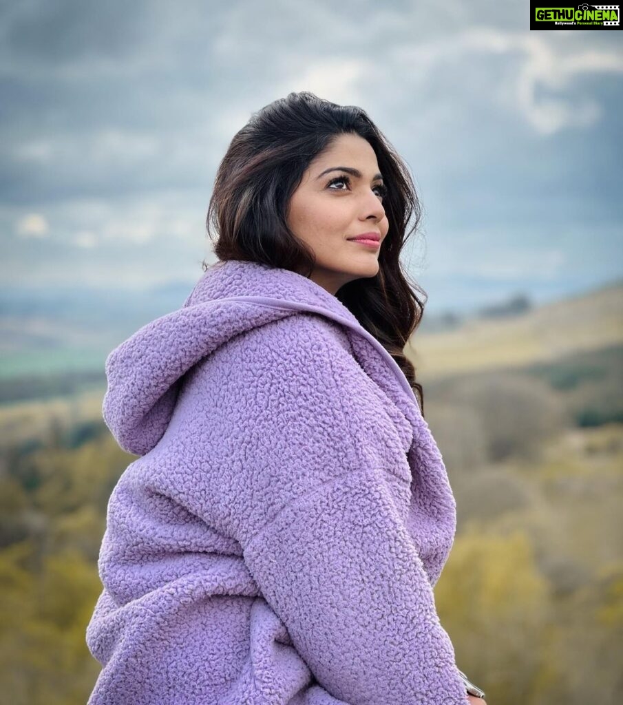 Pooja Sawant Instagram - Purpleness 💜 Inverness, Scotland, UK