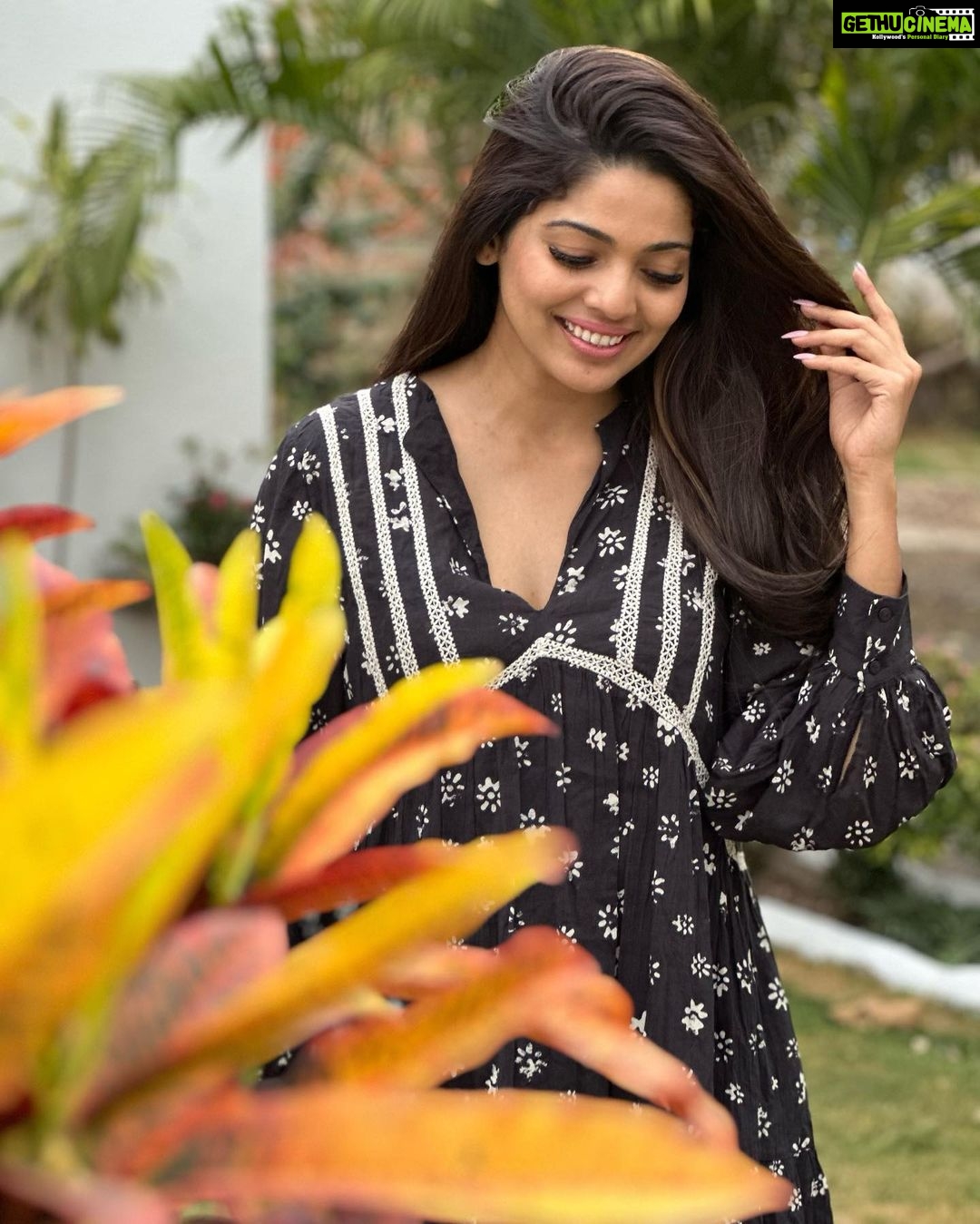 Pooja Sawant Instagram - Make sure you smile today and forever 💫🌸 Amravati