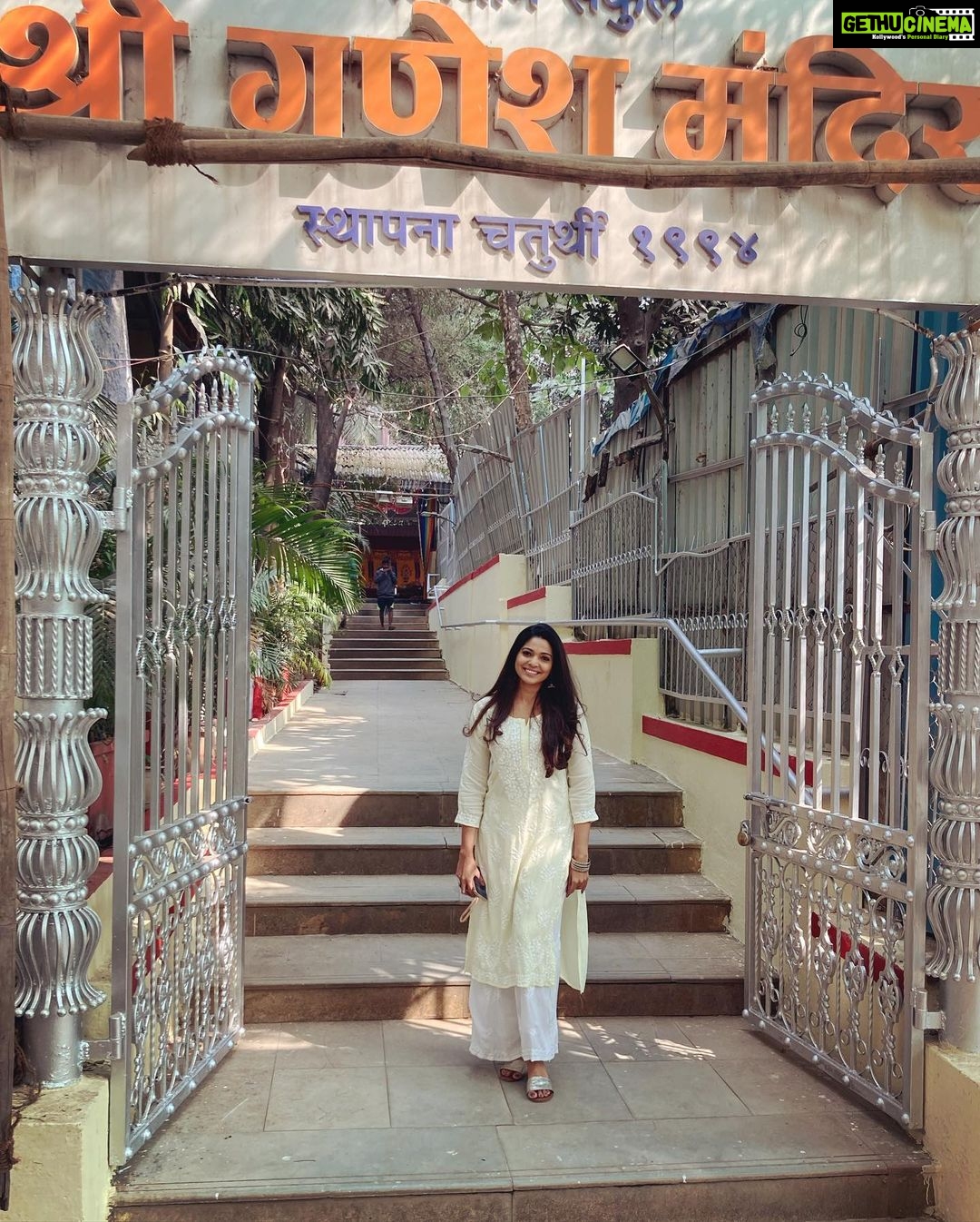 Pooja Sawant Instagram - तुम्हा सर्वांना माघी गणेशोत्सवाच्या हार्दिक शुभेच्छा 🙏🏻 There is no any other better way to start my birthday गणपती बाप्पा मोरया 🌺