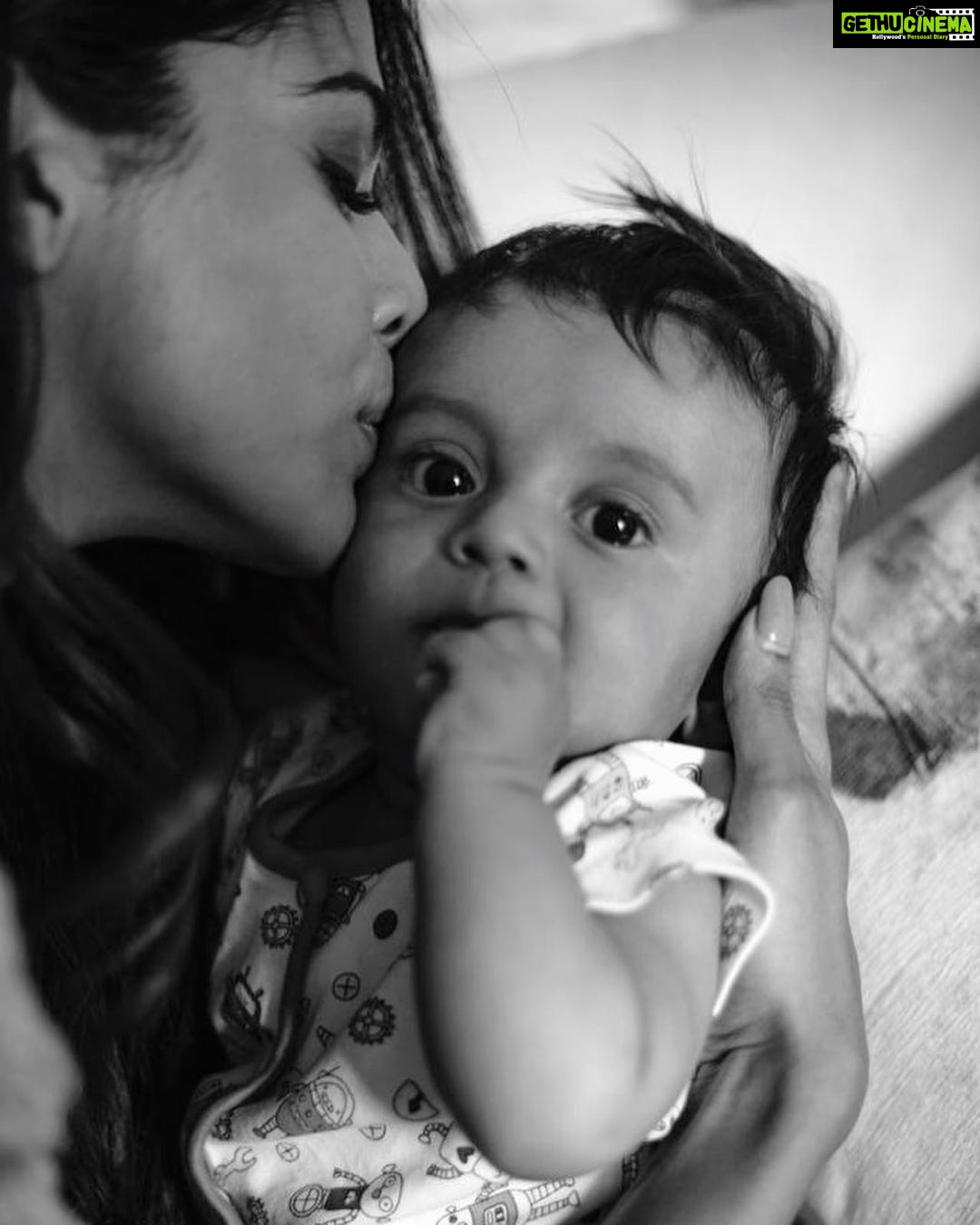 Pooja Sawant Instagram - Happy birthday my sweet lil munchkin ♥️ Pooja mavshi loves you more than anyone 😈 Mr. Vyom mahajani 🧿 @mahajani.gashmeer @gauuurrriii