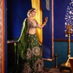Pooja Sawant Instagram - 💚💫 Styled by @trushala_nayak Outfit - @rajgharana.rg Shot by @shruu_t