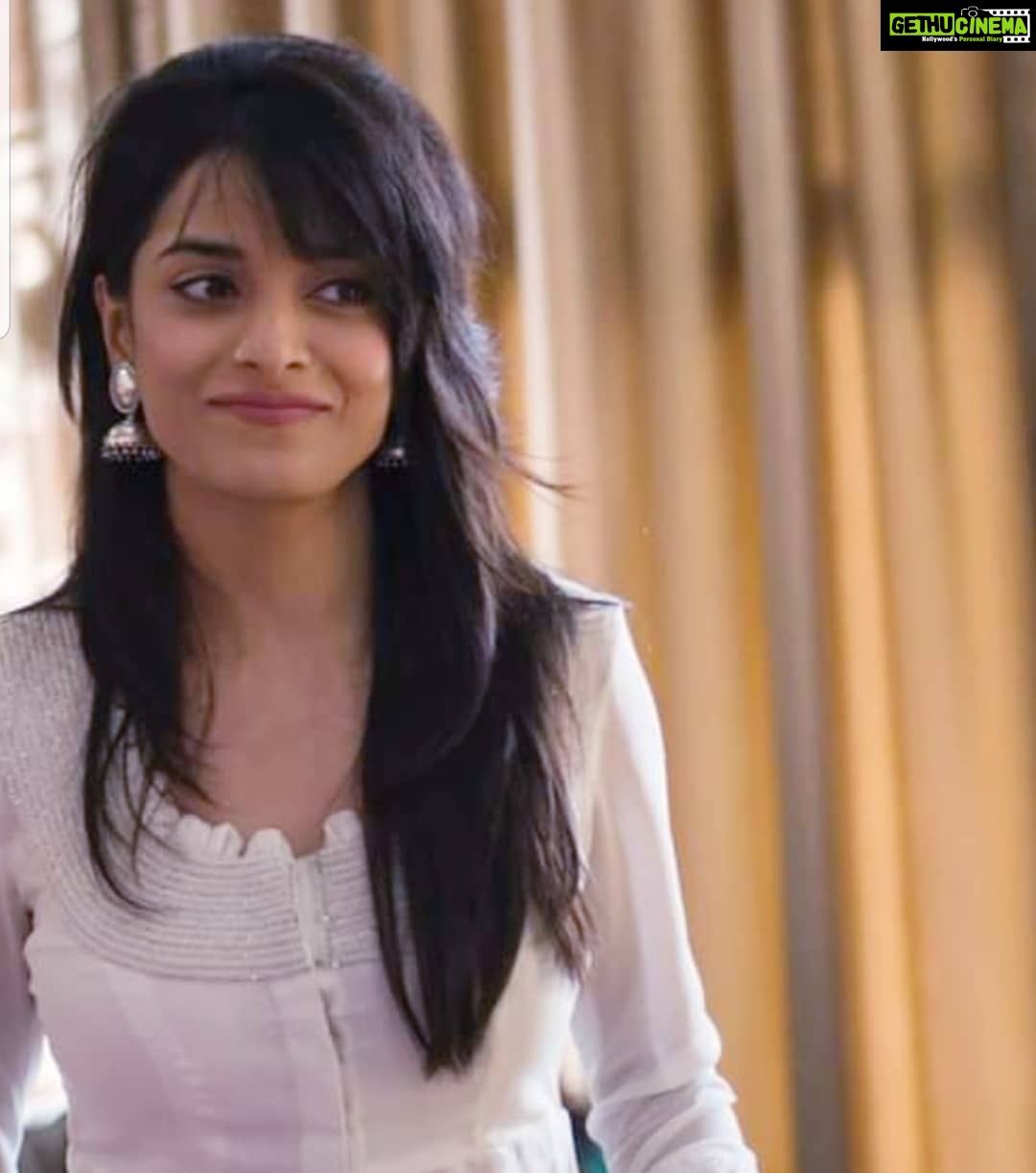 Pooja Sharma Instagram Pinkety Poo is Back Gethu Cinema Pooja Sharma Instagram Pinkety Poo is Back Gethu Cinema