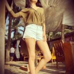 Pooja Sharma Instagram - So u are unhappy 'cuz u cant meet your family or friends ! Look at the sun, its alone too...but it continues to shine. So shine on...stay put but SHINE ON 🌞