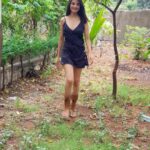 Pooja Sharma Instagram - All our lives we could venture out into the greens easily...Sitting at home now!...trying to see meaning in things and so maybe that blurred raised foot unable to touch the earth that minute (in the picture)was a subtle signal from Mother Nature ; to leave a better footprint !!! Utilising this time to mull over how am i going to treat something we call "MOTHER EARTH"...once we get to go back...out in the greens again. Remember she is MOTHER...so how should we treat our mothers 😊