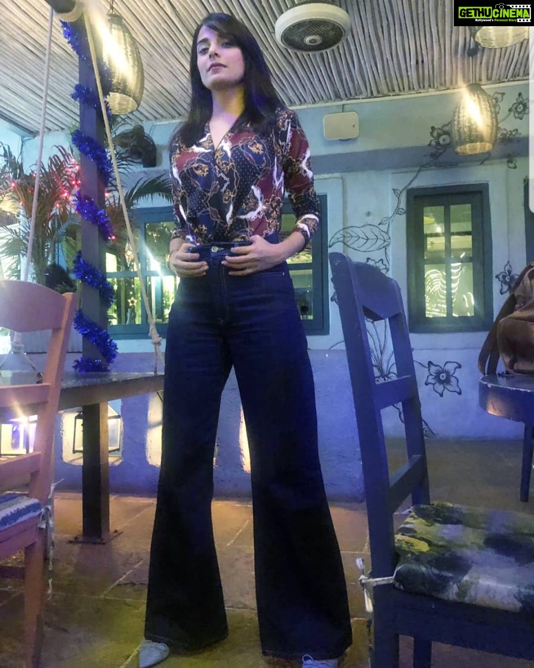 Pooja Sharma Instagram - Not of the long limbs but the long strides 🦋🌈💞