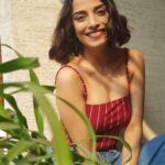 Pooja Sharma Instagram - A sassy a day keeps the basics away🤓🦋