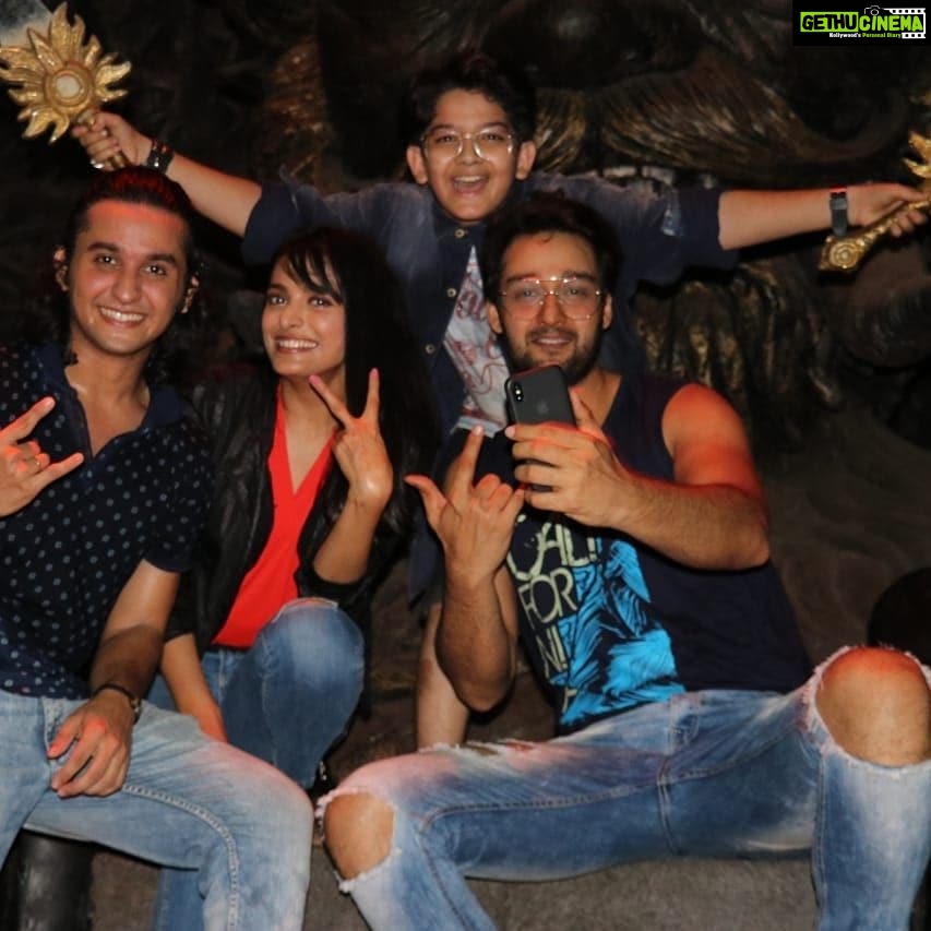 Pooja Sharma Instagram - As we enter the last weekend of our weekend show...for the first time a weekend makes me a little dull. Eternally grateful for this journey and sometimes i wonder how come i made it through. Blessed as i was i think with some wonderful people. This show reinstates the fact in my heart that the universe always watches out for me. I know u got my back 😇🧚♀️...eternally loved and blessed 😁