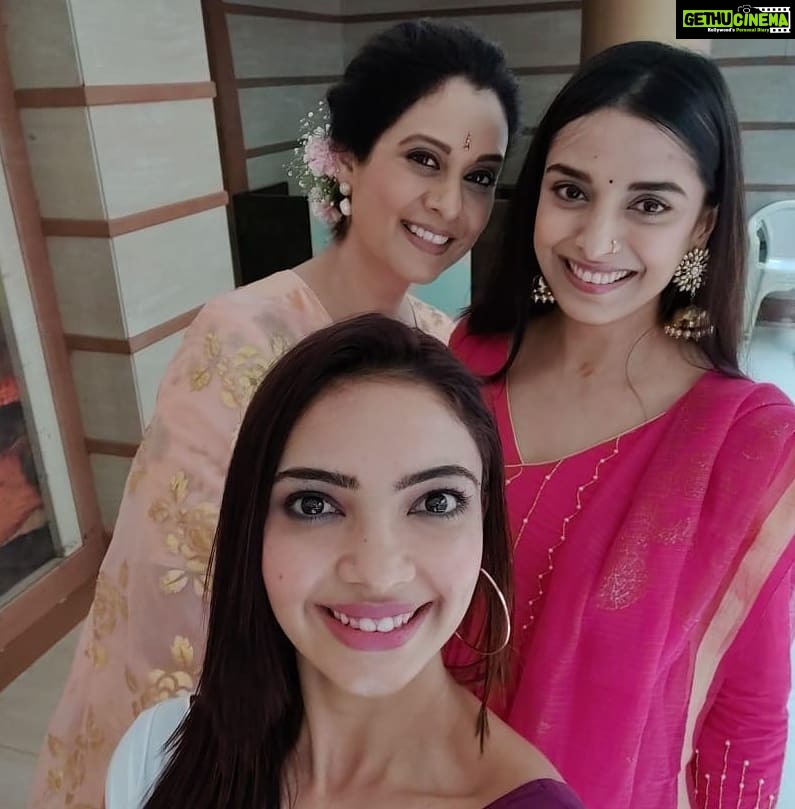 Pooja Sharma Instagram - Sukhkarta is here...evidently so 🧚♀️💝