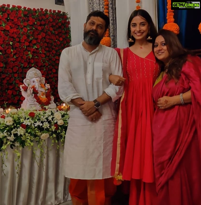 Pooja Sharma Instagram - Sukhkarta is here...evidently so 🧚♀️💝