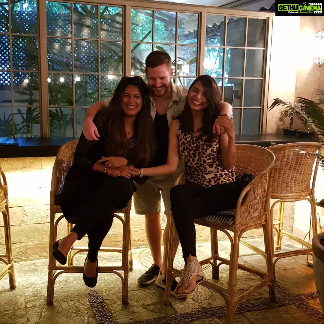 Pooja Sharma Instagram - The delight of meeting friends...after long 🤩😍🥰🤗💖💞
