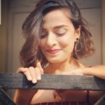 Pooja Sharma Instagram - Smiling to myself. Do you do that ? #meaningfulsmiles