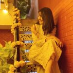 Pooja Sharma Instagram - HAPPY DEEPAWALI 🎉🎊🎆✨🧨🔥 #khushraho #enjoy #celebrate