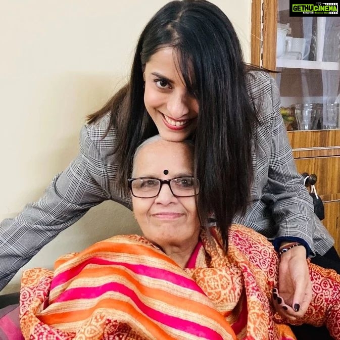 Pooja Sharma Instagram - God and Me 🤱❤ Happy Mother's Day to all of you. Hug your Mom today n then hug her again for me 🤗...if u can't, then say a prayer for her and then say one from me for her too 💝💞💕 #happymothersday #mothersday #motherlove #mother #nolovelikeamotherslove