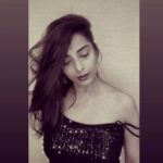 Pooja Sharma Instagram – Colour is descriptive…Black n white is interpretive 🎨🎴

#portraits