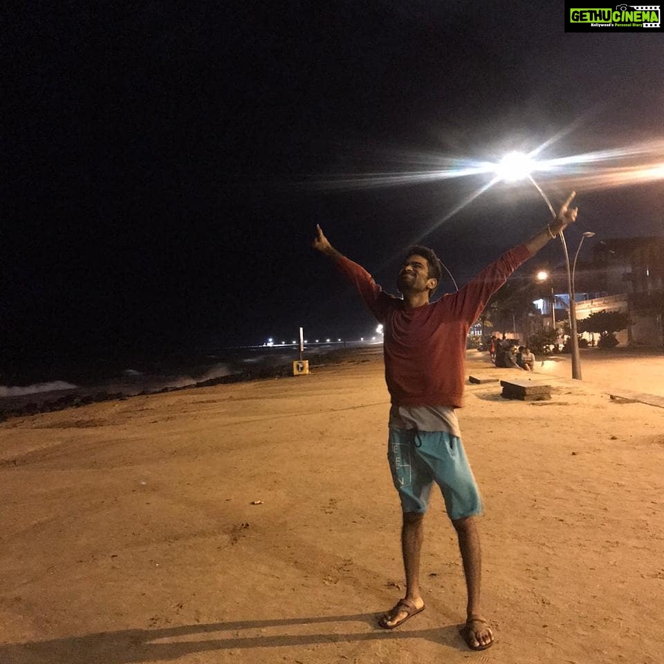 Pradeep Ranganathan Instagram - Live younggg ❤❤ #pondicherry Pondicherry