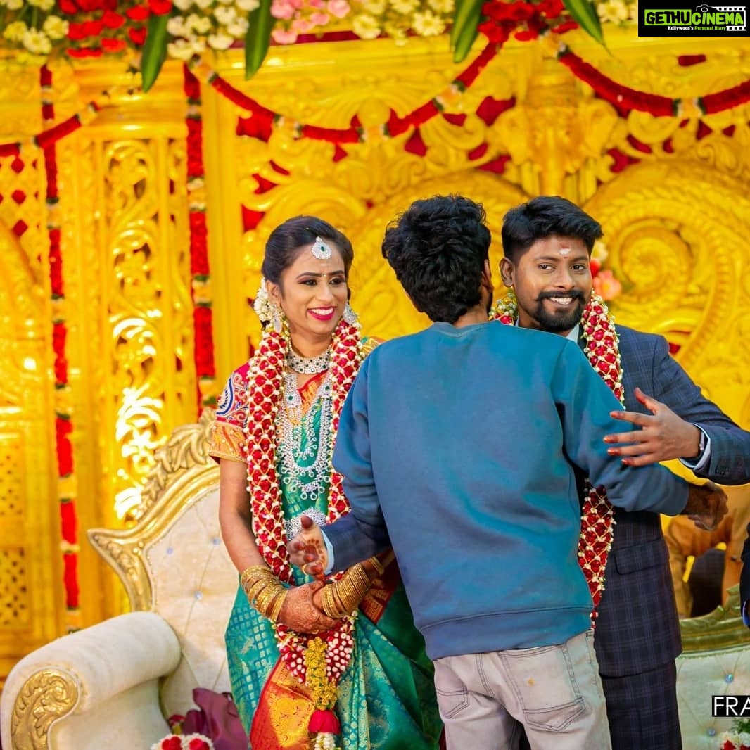 Pradeep Ranganathan - 42.2K Likes - ☺☺