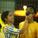 Pradeep Ranganathan Instagram - Nikitha @samyuktha_hegde is coming for you :D #Comali #ReleasingOnAugust15