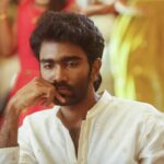 Pradeep Ranganathan Instagram - Ennai Vittu uyir ponalum unnai vittu naan po maaten @itsyuvan #LoveToday #PradeepRanganathan #YuvanShankarRaja #PR
