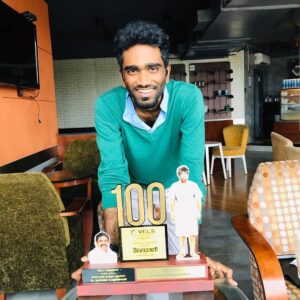 Pradeep Ranganathan Instagram - #1YearOfBBComali
WoW This has been so fast:) Was like yesterday :) Thanks to the makkal who still have it in their heart.I see the seed of Manidham growing everywhere:) 
I'm happy when ppl relate Manidham to Comali ❤☺
Meet u all with D next update soon :) 
I know Im taking time,but it will be worth it :D