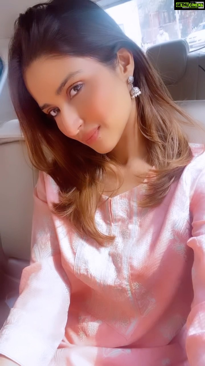 Pranutan Bahl Instagram - missing my short hair, probably time to go back to it ? opinions, anyone ?
