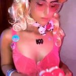 Pranutan Bahl Instagram - details x barbie girl 💕👛🦄 trick-or-treat 👻 Happy Halloween 🎃💀 concept @anishagandhi3 ♥️ make up @aarti.bahl 😘 all accessories @krishaa.bahl 😘 #halloween#halloweencostume#halloweenmakeup #barbiegirl#happyhalloween#trickortreat