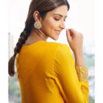 Pranutan Bahl Instagram - बता ये हुनर तूने सीखा कहाँ से ♥️ आशाजी और रफ़ी साहब.. उफ़्फ 🫶