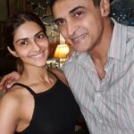 Pranutan Bahl Instagram - Happy birthday, dad 🤗❤️🧿 Love you 🫶