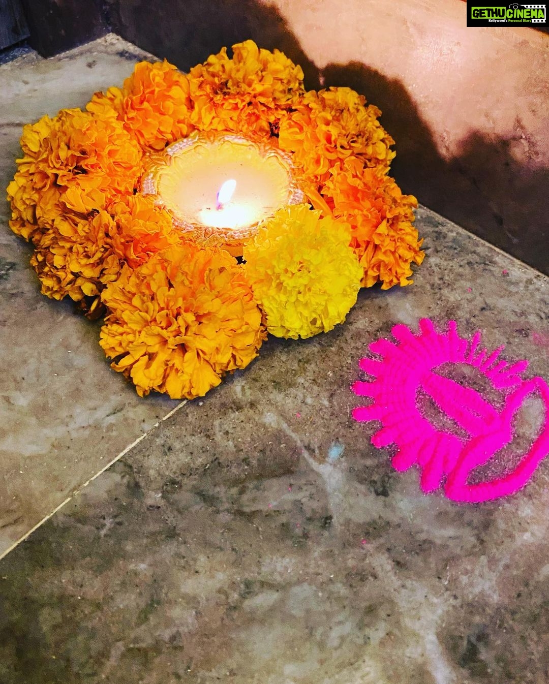 Pranutan Bahl Instagram - prosperity, light and lots of mithai ♥️ Happy Diwali 🪔✨ fun fact: if you don’t burst crackers, our furry friends won’t get scared and you could do your bit for the environment.. stay woke 🐾🌎 ☀️