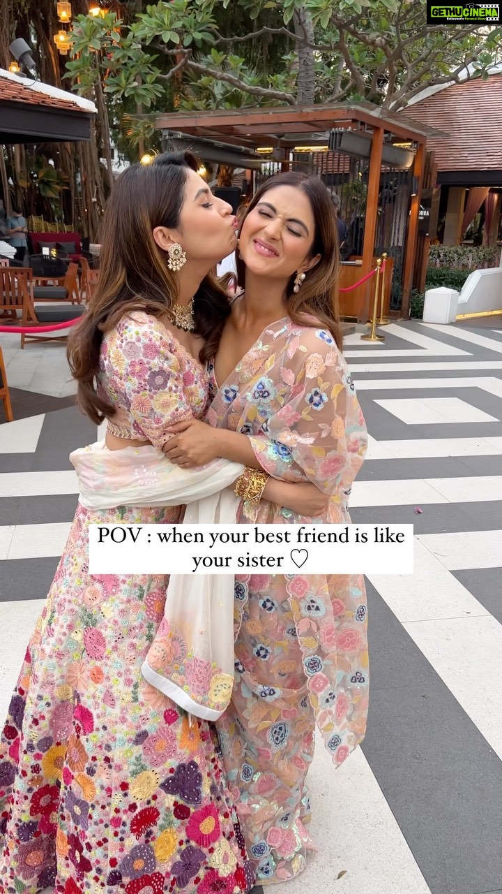 Pranutan Bahl Instagram - Tag someone who makes your life better! 💕