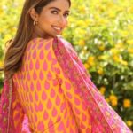 Pranutan Bahl Instagram - such a beautiful day ☀️ शिवरात्रि की शुभकामनाएँ 🔱♥️
