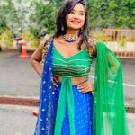 Preethi Sharma Instagram - 💙💚 I couldn’t think of a caption 🥴 #preelovesyou☮️ #dancemode #zeetelegukutumbamawards #zeetelegu #workaholic