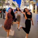 Preethi Sharma Instagram - HEY HEY 👋 @jayashree.s.raj @preethi__sharma__official @preethi_srinivaas 💃💃💃 3 IDIOTS #baku #traveling #workaholic